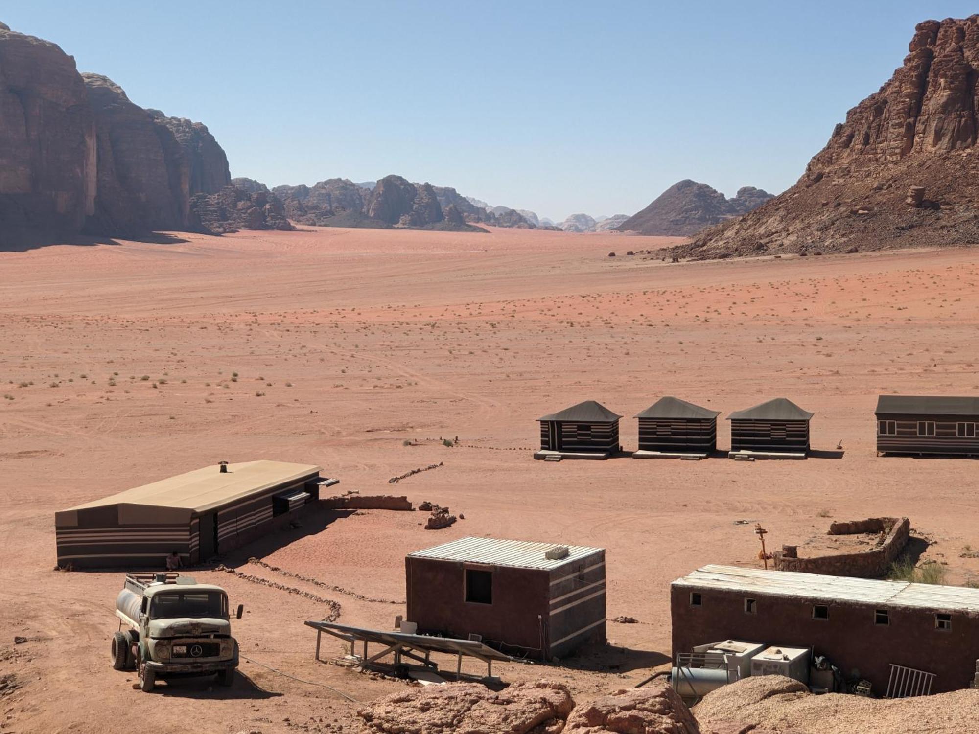 Wadi Rum Camp & Jeep Tour 외부 사진